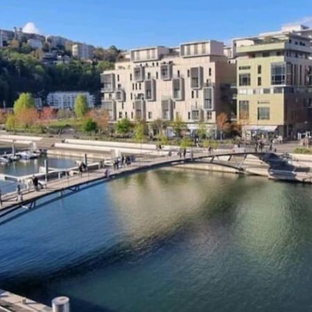 Appartement Dans Peniche Atypique Et Idyllique A Confluence Ліон Екстер'єр фото